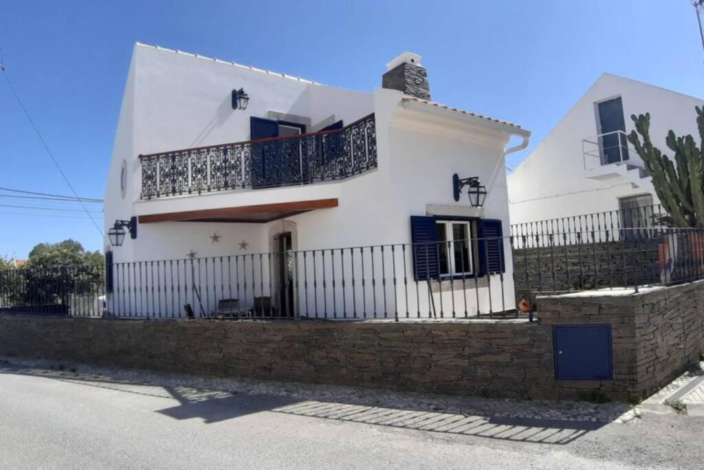 A Casa Da Foz Moradia Com Vista Mar Villa Сесимбра Екстериор снимка